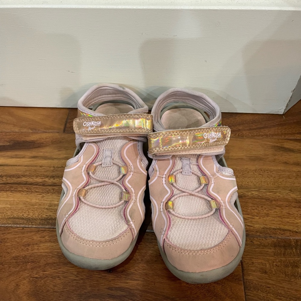 OshKosh B'gosh Light Pink Kids Sandals